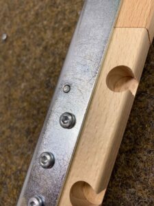 Abgegangene Schraubköpfe beim Lattenrost Easyfix K.