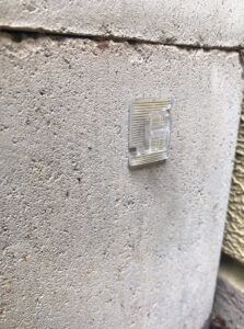Haken an Beton