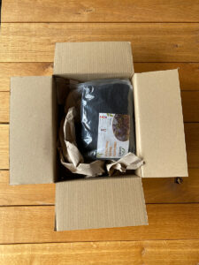Verpacktes Teichnnetz im Karton